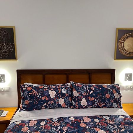 Gran Ritz Apartamentos Especial Terraza Exclusiva C Zenete มาลากา ภายนอก รูปภาพ