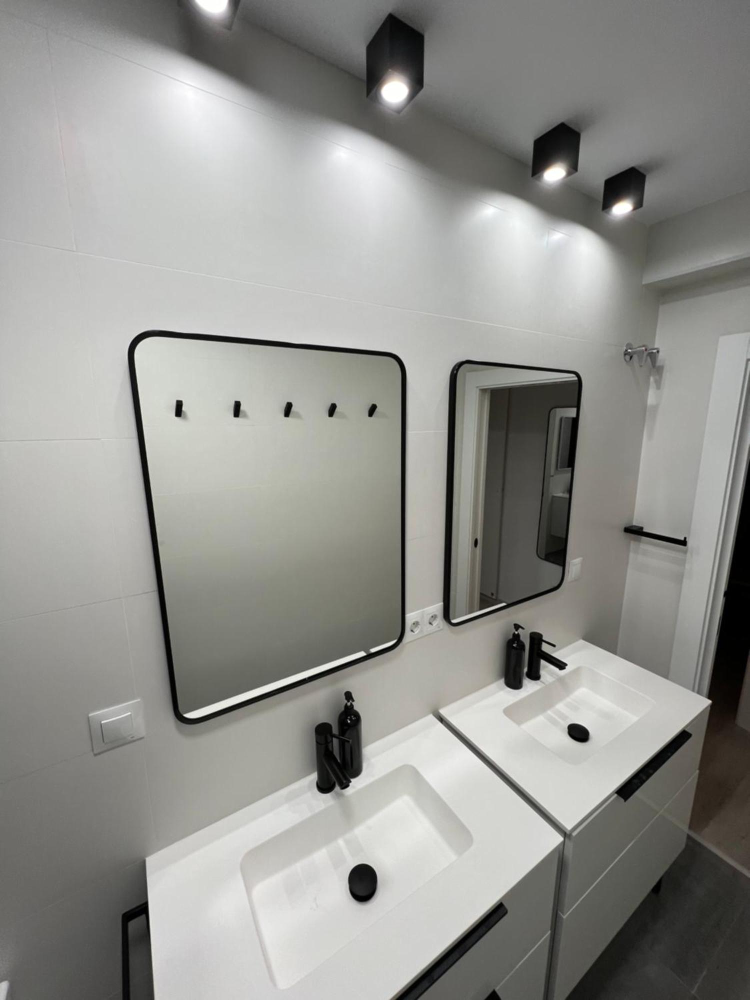 Gran Ritz Apartamentos Especial Terraza Exclusiva C Zenete มาลากา ภายนอก รูปภาพ